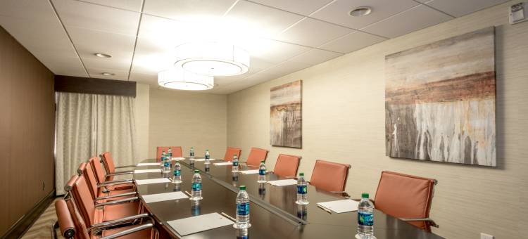 蒙哥马利市区希尔顿逸林酒店(DoubleTree by Hilton Montgomery Downtown)图片