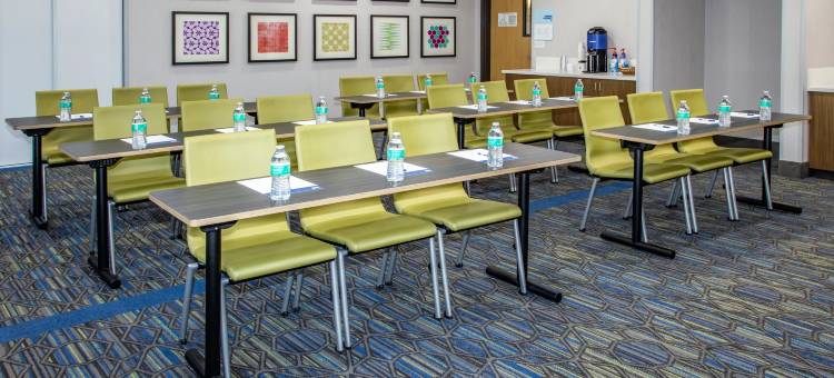 智选假日套房酒店罗斯维尔 - 广场区(Holiday Inn Express & Suites Roseville - Galleria Area)图片