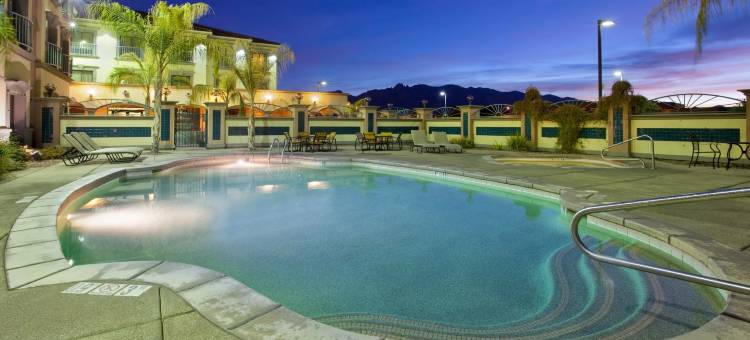图森购物中心套房智选假日酒店(Holiday Inn Express & Suites Tucson Mall)图片
