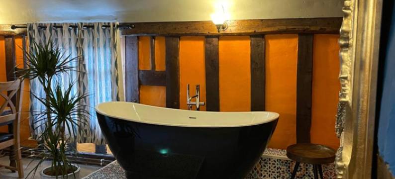 墙洞(The Hole in the Wall)图片