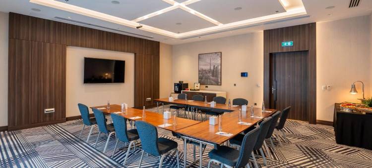 迪拜机场希尔顿欢朋酒店(Hampton by Hilton Dubai Airport)图片