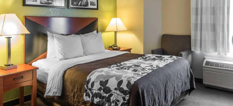 堪萨斯城国际机场品质酒店(Quality Inn Kansas City International Airport)图片