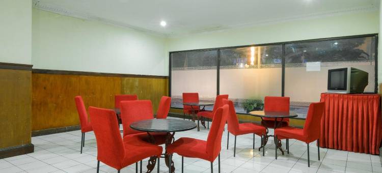 红多兹@希特拉英达酒店(RedDoorz @ Hotel Citra Indah)图片