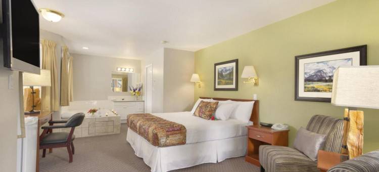 Travelodge by Wyndham Golden Sportsman Lodge图片