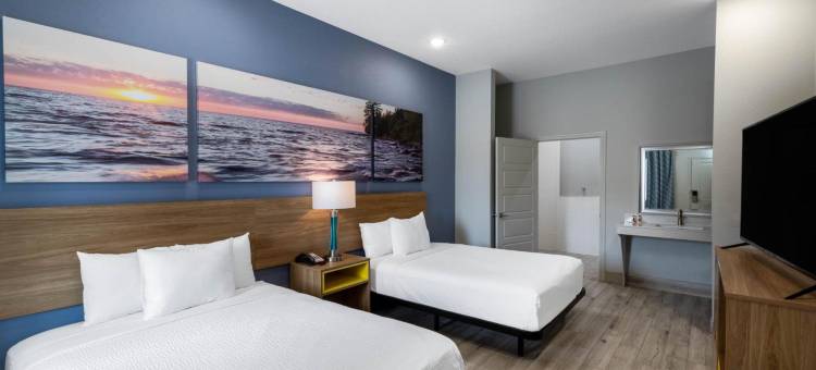 市中心休斯顿大学温德姆戴斯套房酒店(Days Inn & Suites by Wyndham Downtown/University of Houston)图片