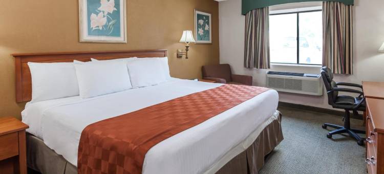 俄克拉何马城机场北温德姆华美达酒店(Ramada by Wyndham Oklahoma City Airport North)图片