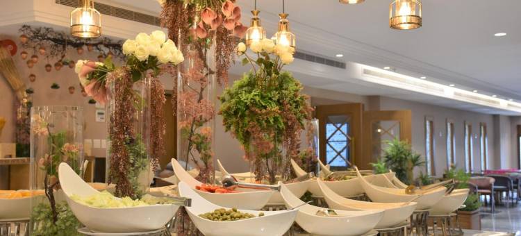 米丹酒店(Midan Hotel & Suites Al Aziziya)图片