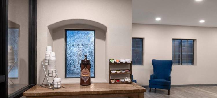 亚利桑那萨福德温德姆戴斯酒店(Days Inn by Wyndham Safford, AZ)图片