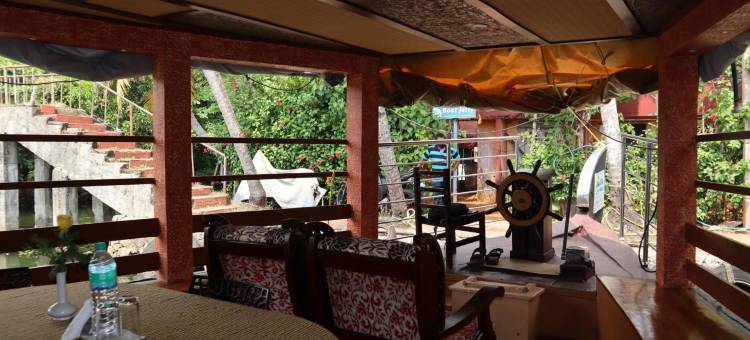 克拉船屋(Kera Houseboats Alleppey)图片