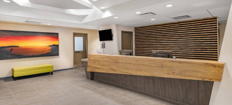 穆索尼温德姆速8酒店(Super 8 by Wyndham Moosonee)图片