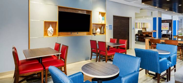 智选假日套房酒店-芝加哥北岸/尼尔斯(Holiday Inn Express & Suites Chicago North Shore - Niles)图片