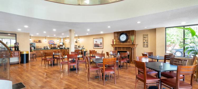 诺克斯维尔锡达布拉夫温德姆呗盟酒店(Baymont by Wyndham Knoxville/Cedar Bluff)图片