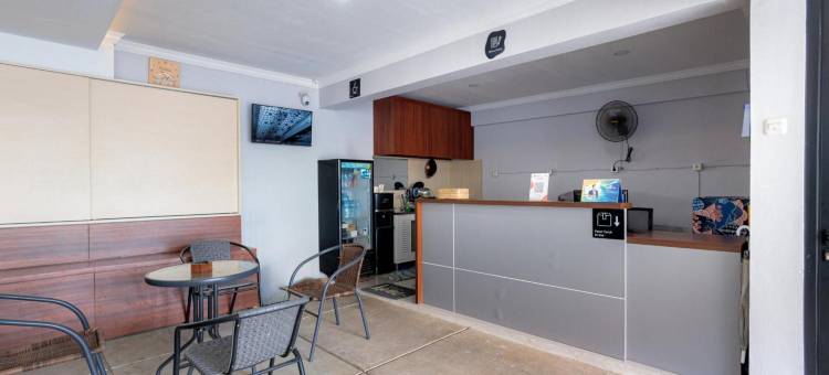 首都O 93068 D双子之家清真(D Twinz House Syariah Redpartner)图片