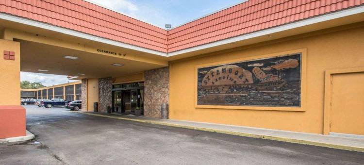 品质酒店&套房帕拉特卡河滨(Quality Inn & Suites Palatka Riverfront)图片