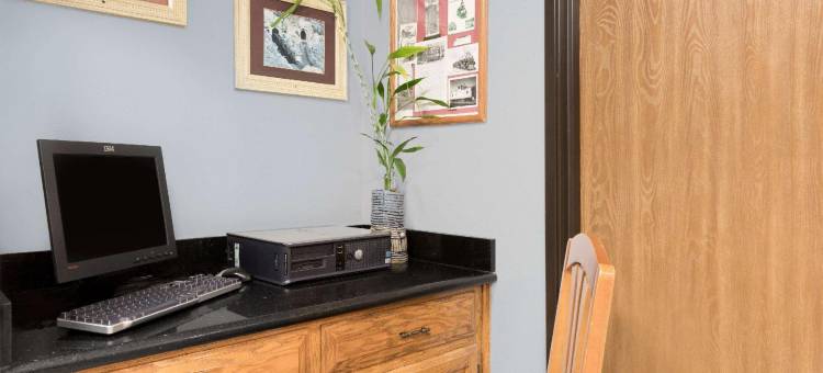 布恩速8酒店(Super 8 by Wyndham Boone)图片