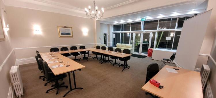 荒野伯恩矛斯酒店(Heathlands Hotel)图片