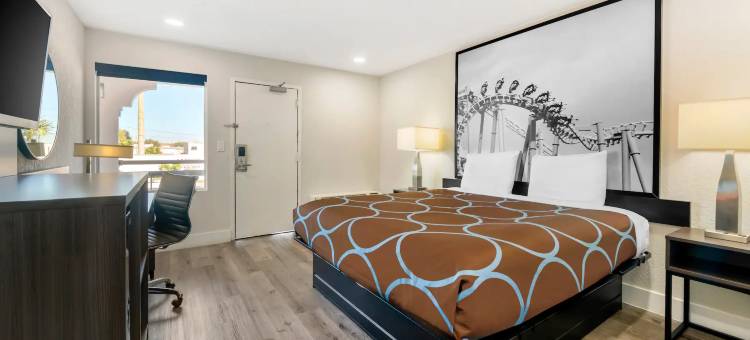 奥兰多温德姆速 8 酒店(近佛罗里达购物中心)(Super 8 by Wyndham Orlando Near Florida Mall)图片