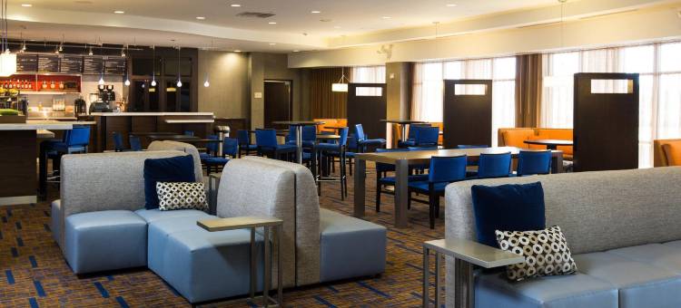 温彻斯特医疗中心万怡酒店(Courtyard Winchester Medical Center)图片