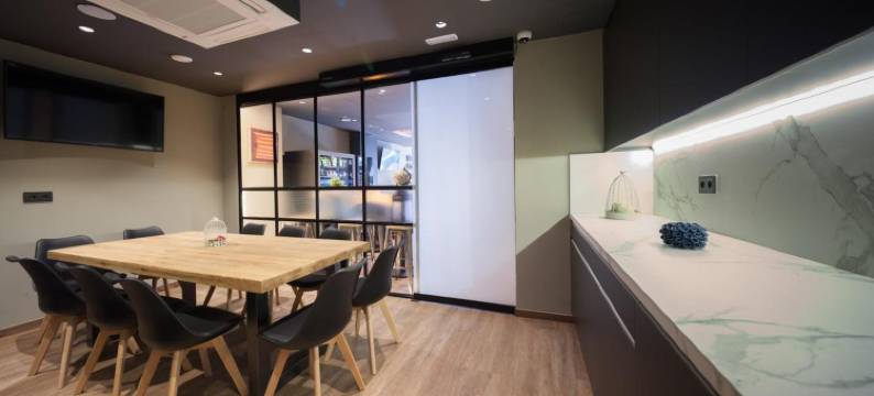 巴塞罗那机场24小时空中旅馆(Airhostel Barcelona Airport 24h)图片