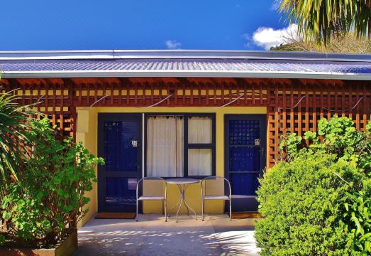 Sequoia Lodge BackpackersHotel Overview