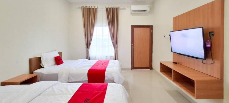 RedDoorz Syariah at Istana Homestay Madiun图片