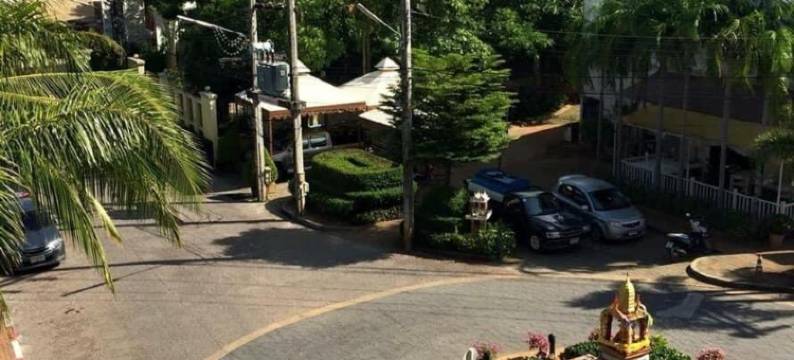 闪光别墅(Glitter House)图片