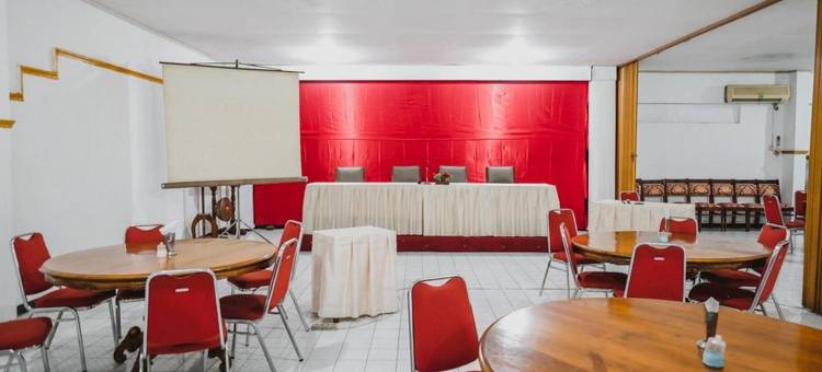 红多兹酒店@尤格兰(RedDoorz @ Ungaran)图片