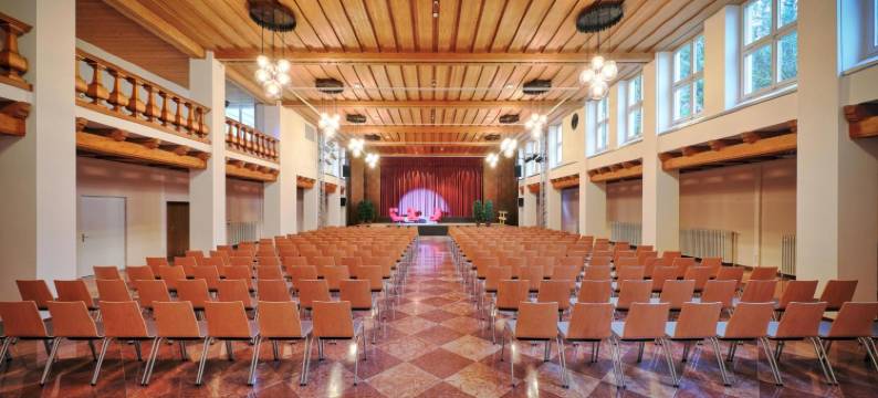 鲁维格德巴耶可罗斯特酒店(Hotel Klosterhotel Ludwig der Bayer)图片