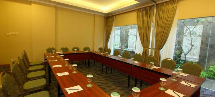 梭罗霍里森阿兹扎酒店(Aziza Syariah Hotel Solo by Horison)图片