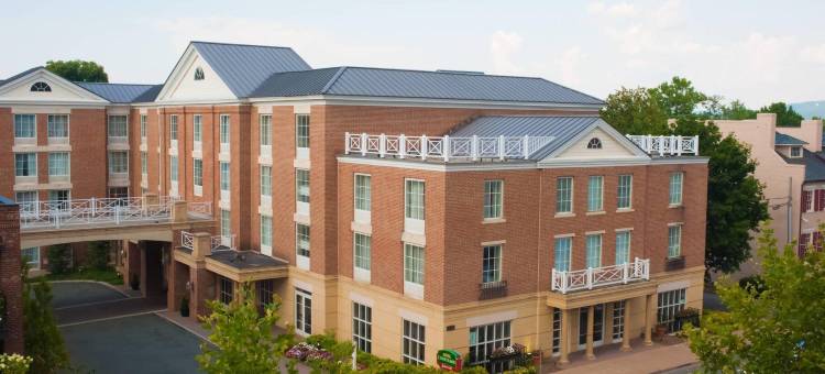 夏洛茨维尔大学医学中心万怡酒店(Courtyard Charlottesville - University Medical Center)图片
