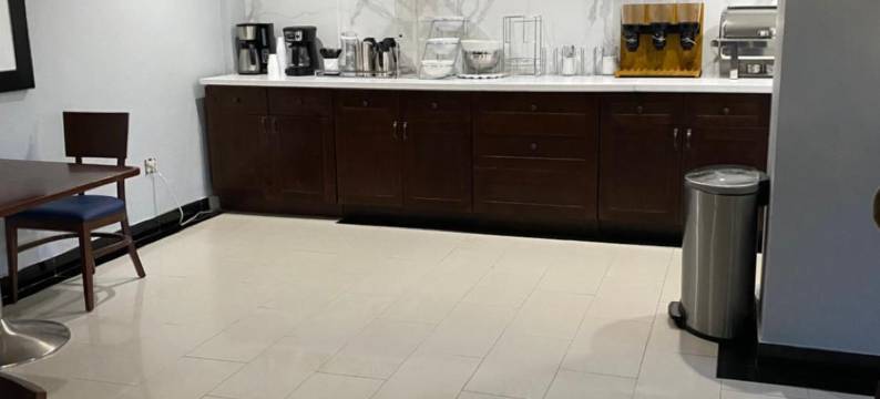 敖得萨大学区温德姆呗盟酒店(Baymont by Wyndham Odessa University Area)图片