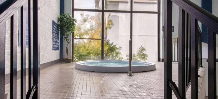 凯艺酒店及会议中心(Quality Inn & Conference Centre)图片