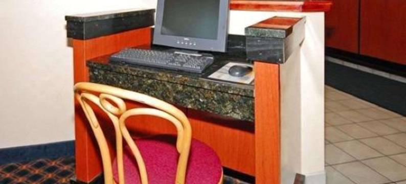 弗林特/毕晓普国际机场戴斯酒店(Days Inn by Wyndham Flint / Bishop International Airport)图片