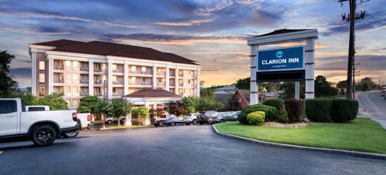布兰森凯隆酒店(Clarion Hotel Branson)图片