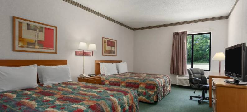 杰斐逊城戴斯酒店(Days Inn by Wyndham Jefferson City)图片