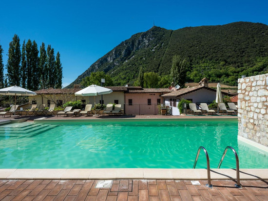 格西亚村庄Spa酒店