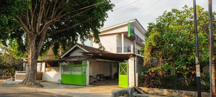 红门酒店优本维尤贝特戈清真恩加尔-由红门酒店管理(Urbanview Hotel Betego Syariah Enggal by RedDoorz)图片