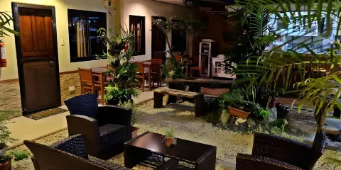 騰再家庭旅館