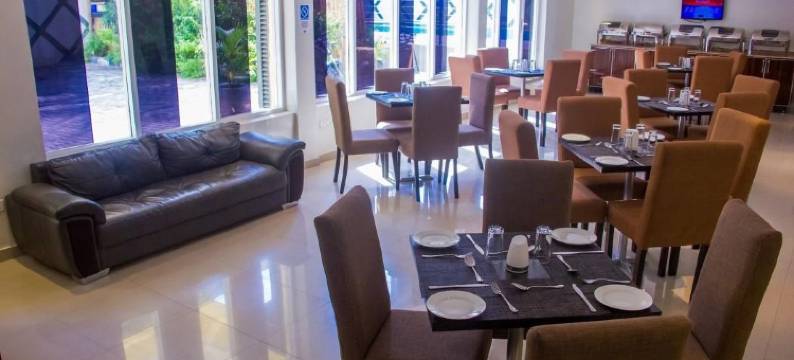 欢乐酒店(Glee Hotel)图片