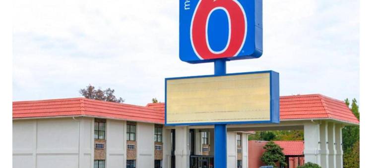 德克萨斯帕勒斯坦 6 号汽车旅馆(Motel 6 Palestine, TX)图片