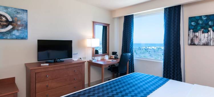 Holiday Inn Express 洛斯卡波斯(Holiday Inn Express Cabo San Lucas)图片