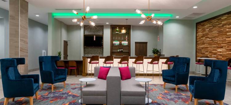 阿尔图纳得梅因拉昆塔温德姆酒店(La Quinta by Wyndham Altoona des Moines)图片