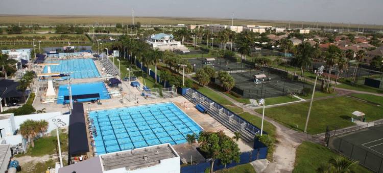 劳德代尔堡科勒尔斯普林斯万怡酒店(Courtyard Fort Lauderdale Coral Springs)图片