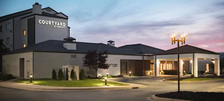 东路易斯威尔万怡酒店(Courtyard Louisville East)图片