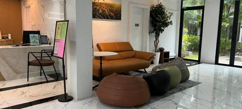 White Lodge(White Lodge)图片