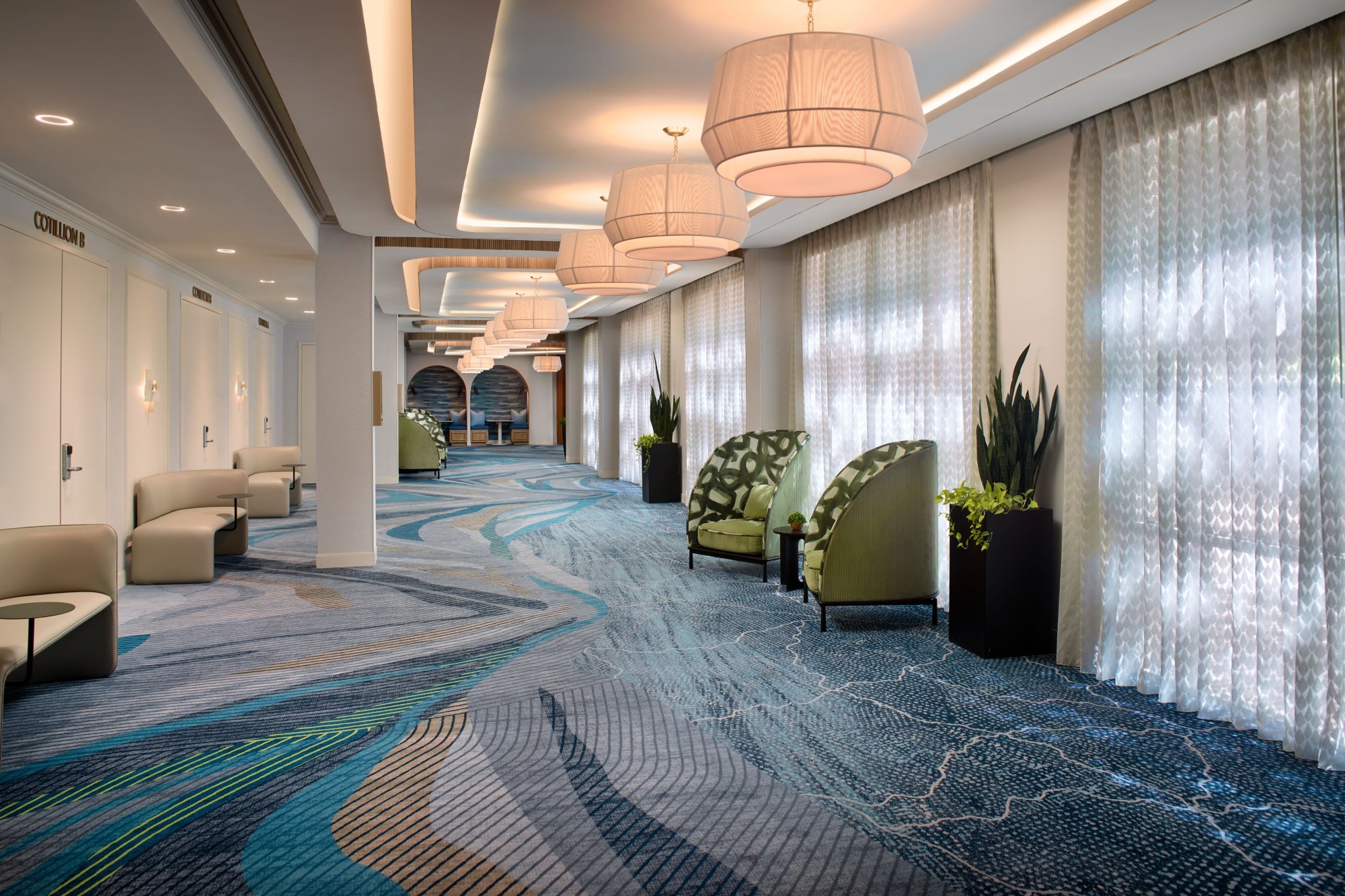 Renaissance Charlotte SouthPark Hotel Over view