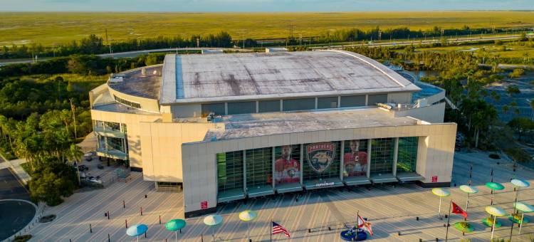 劳德代尔堡海滩万怡酒店(Courtyard by Marriott Oceanside Fort Lauderdale Beach)图片