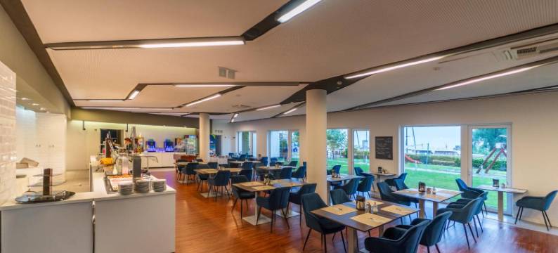 健康及商务游艇酒店(Hotel Yacht Wellness & Business)图片