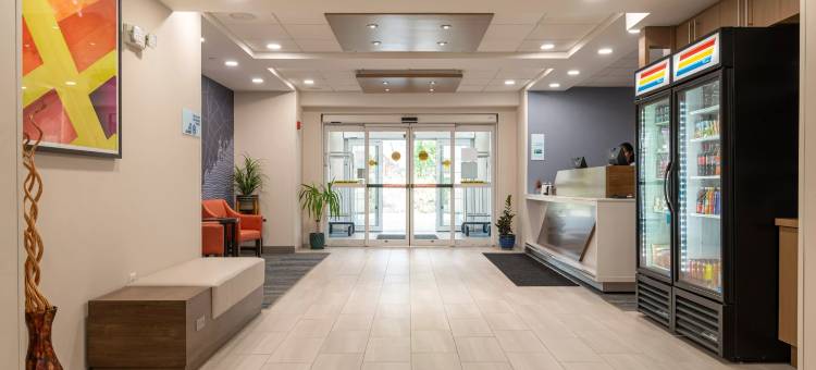 智选假日套房酒店凯帆轩南，锡布鲁克(Holiday Inn Express & Suites Hampton South-Seabrook)图片