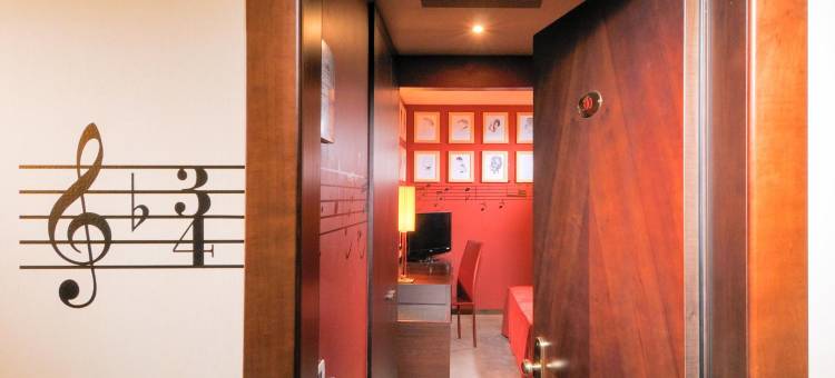 艾卡佩洛罗索酒店(Phi Hotel Bologna)图片